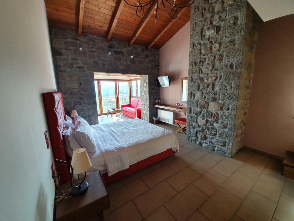 The View Village - Villas Suites & Spa Karpenísion Екстериор снимка