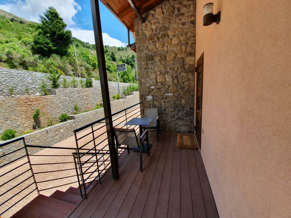 The View Village - Villas Suites & Spa Karpenísion Екстериор снимка